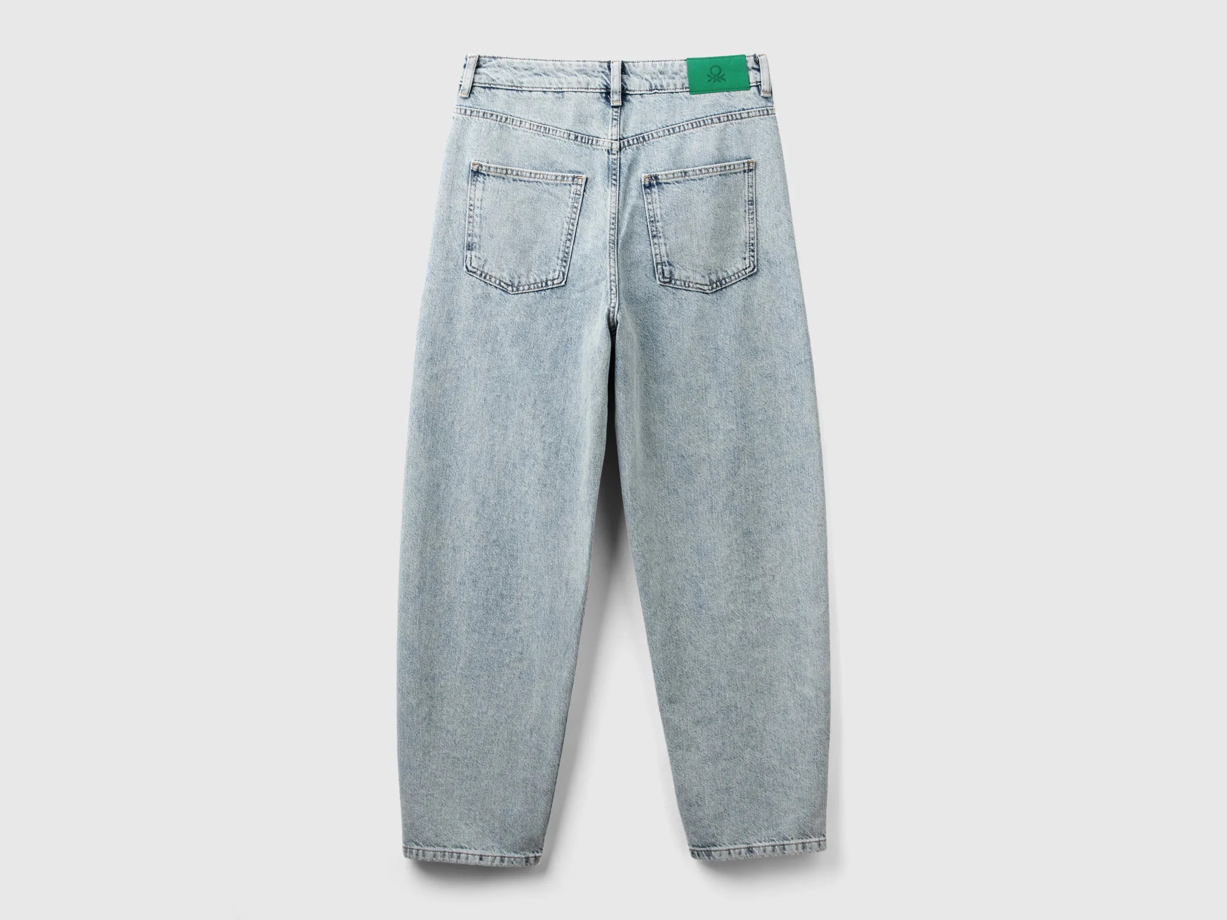 Solid Carrot Fit Jeans