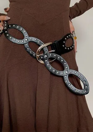 Statement Riveted Oval Link Leather Belt with Vintage Charm