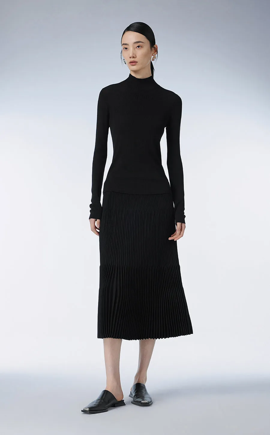 Sweater / JNBY Slim-fit Notched-collar Sweater