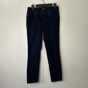 Talbots Dark Wash Flawless 5 Pocket Skinny Jean Preloved