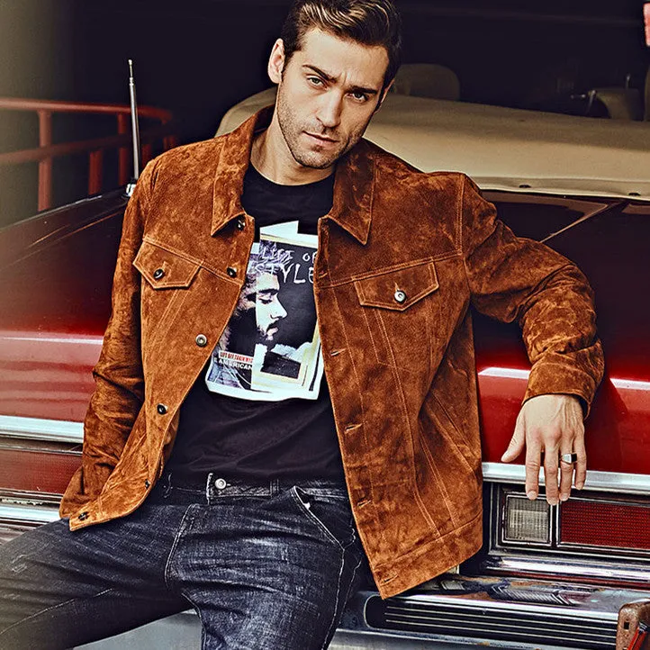 The Men’s Biker Jacket, crafted from premium pigskin leather, combines rugged durability with sleek American style.