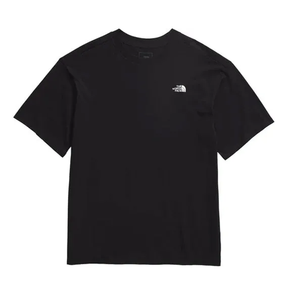 The North Face Women's S/S Evolution Oversized T-Shirt TNF Black/White 2025
