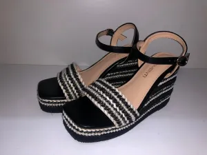 V24AT5555 BLACK