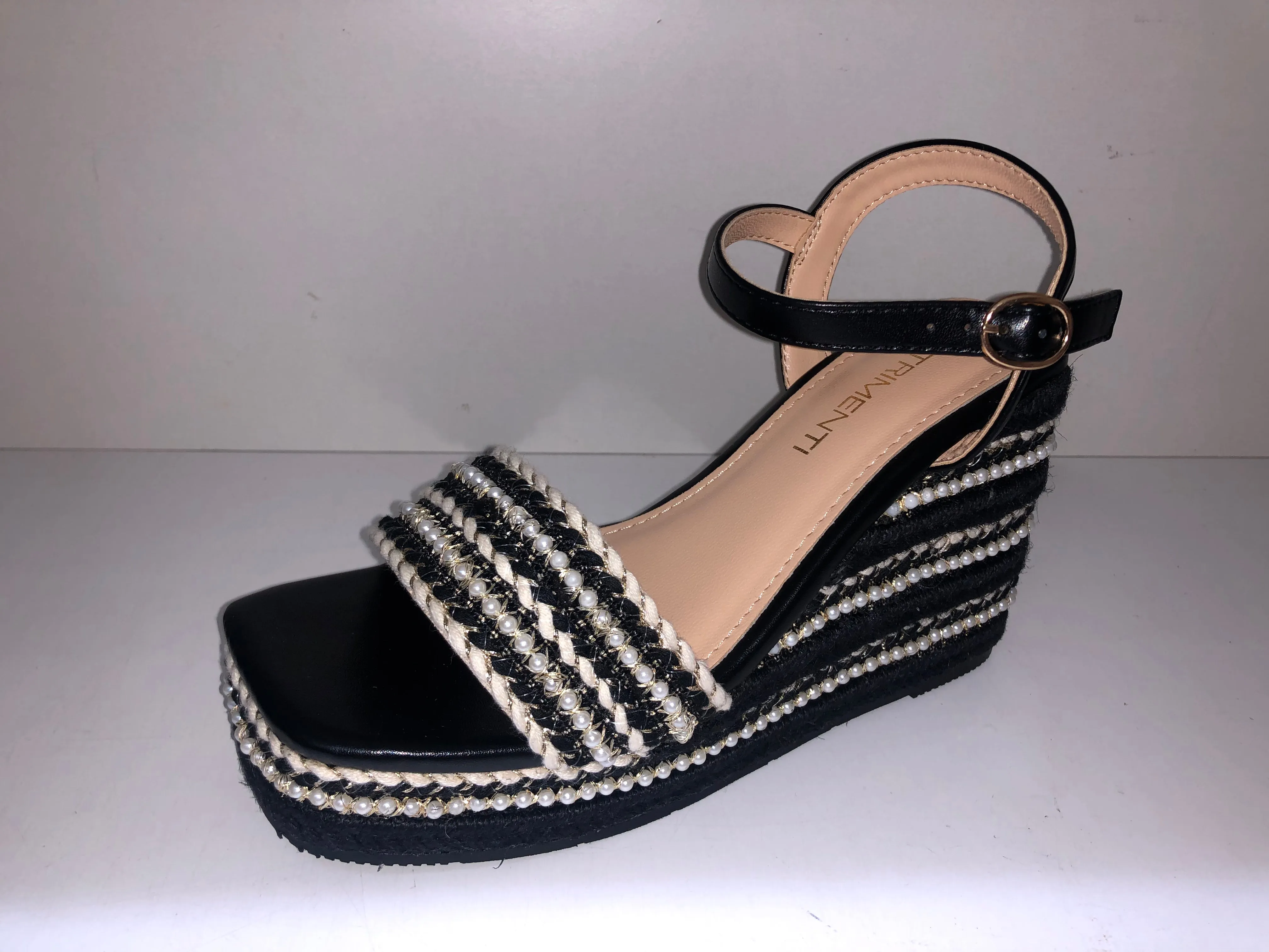 V24AT5555 BLACK