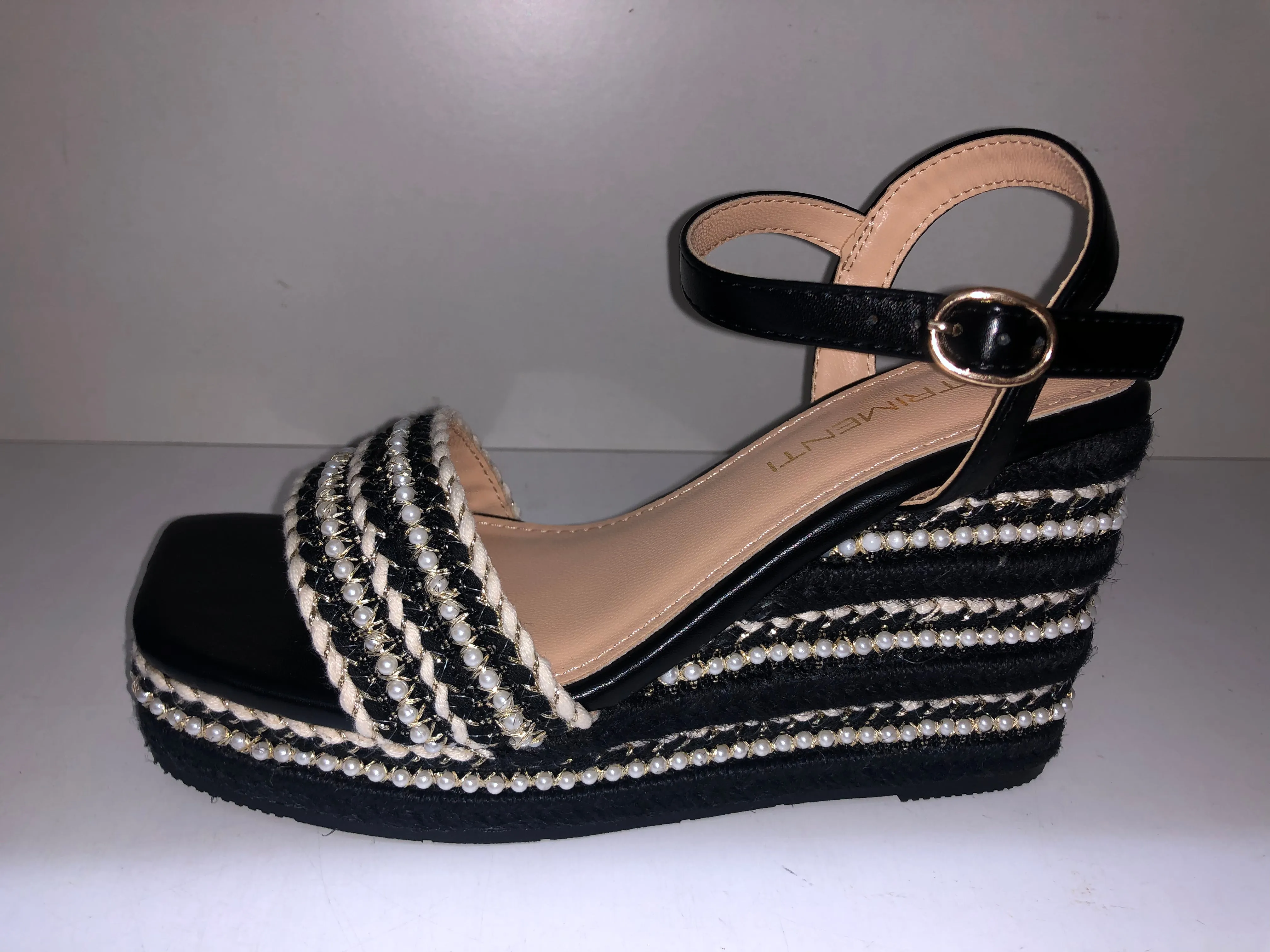 V24AT5555 BLACK