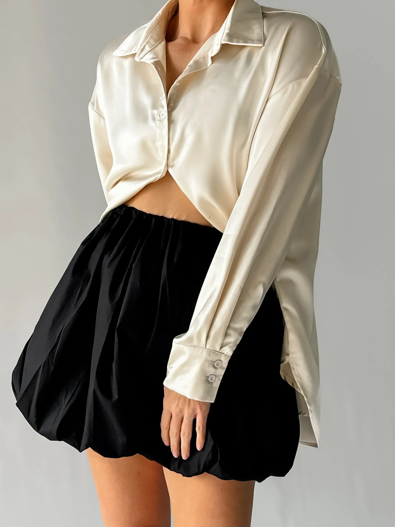 VALERIE BUBBLE MINI SKIRT - BLACK