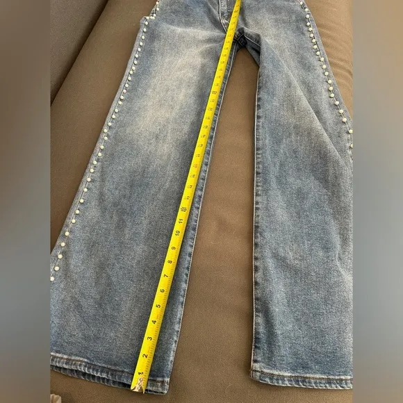 VBRT Pearl High Rise Wide Denim Jean Size 9