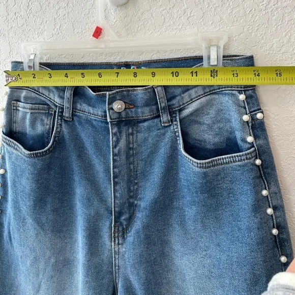 VBRT Pearl High Rise Wide Denim Jean Size 9