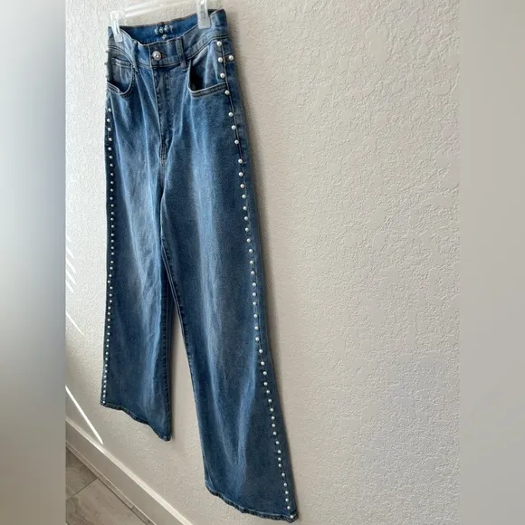 VBRT Pearl High Rise Wide Denim Jean Size 9