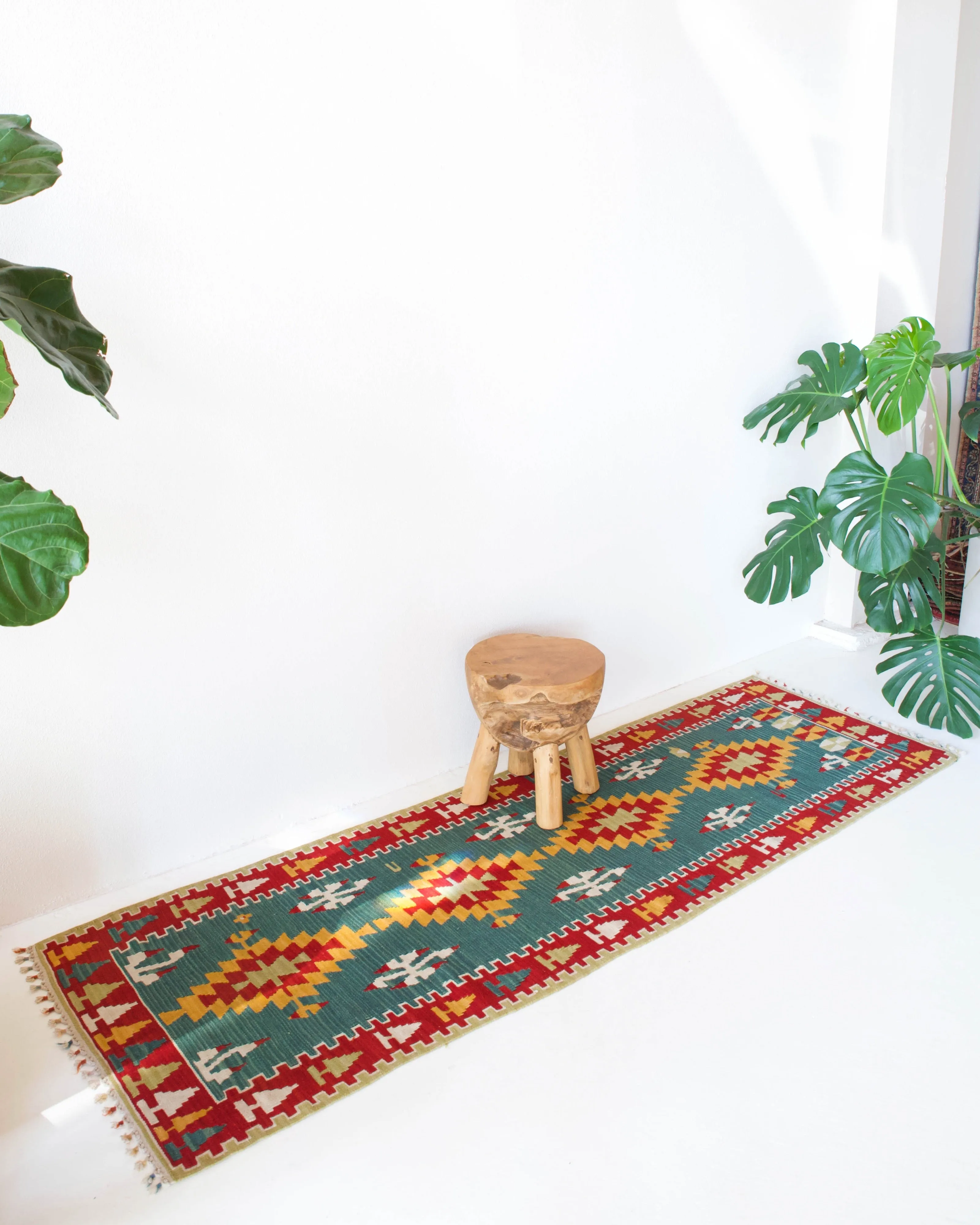 Vintage central Anatolian kilim runner 2'7" x 7' 10"