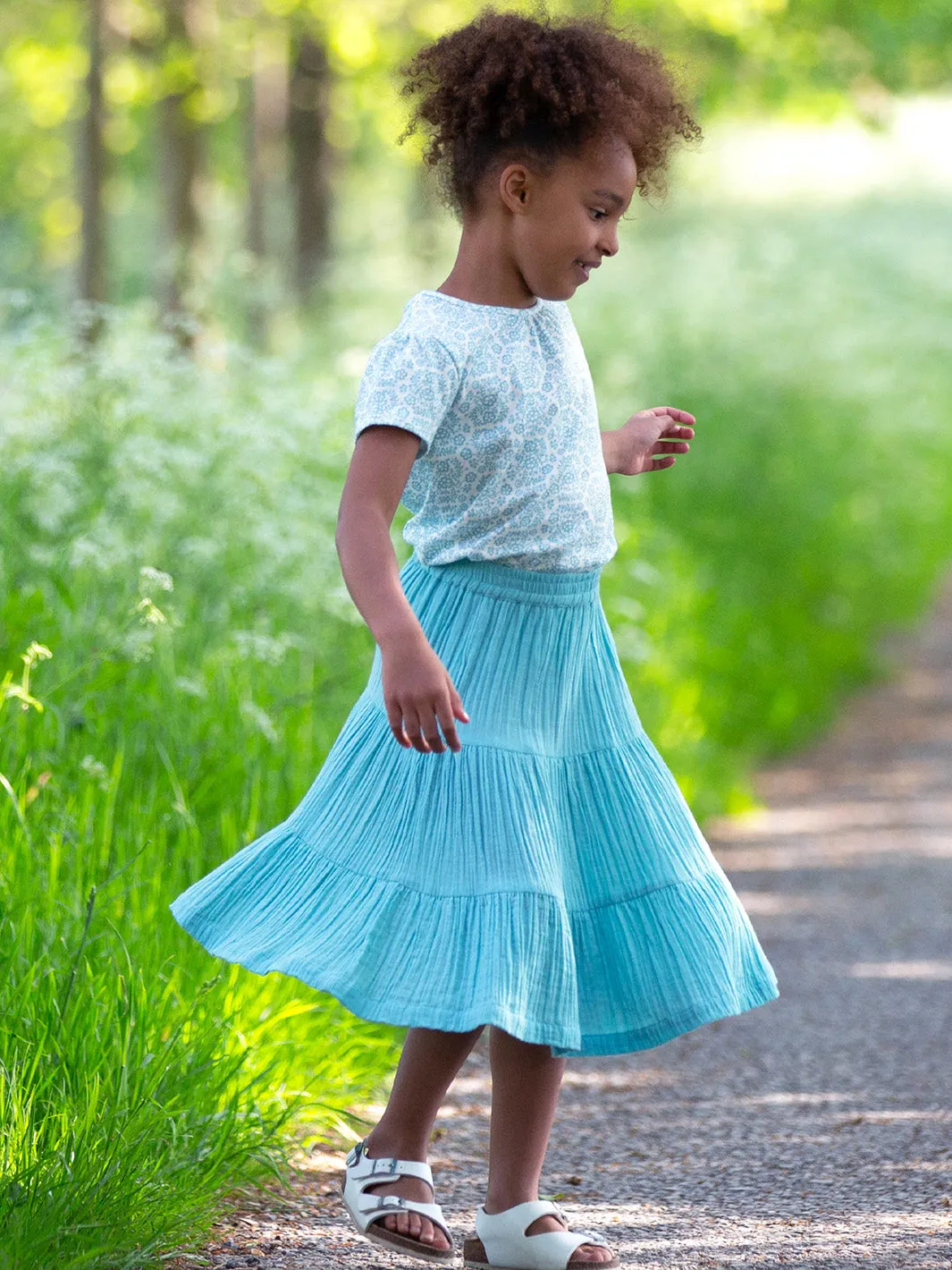 Waterfall skirt lagoon