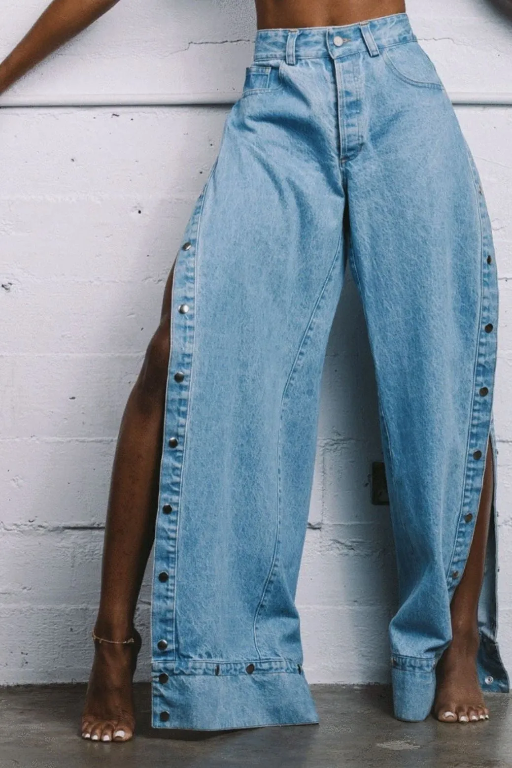 Wide-leg With Side Button Jeans