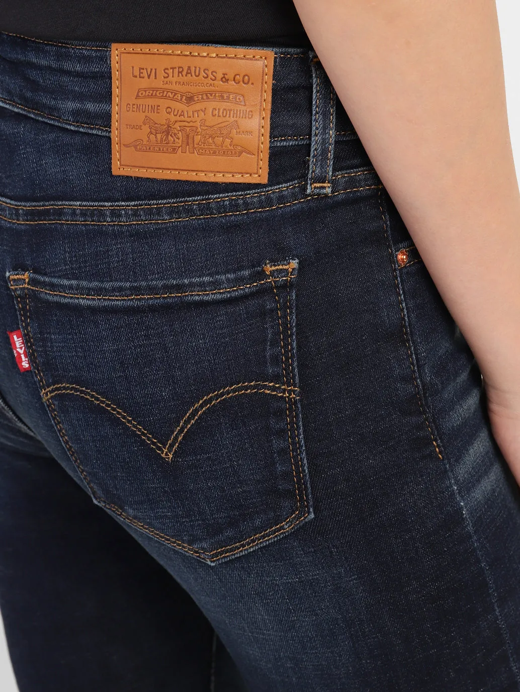 Women's 711 Blue Skinny Fit Mid Rise Jeans
