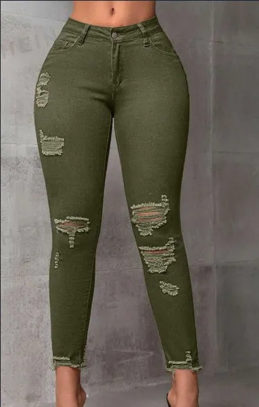 Women’s Ripped Slim Fit Jeans
